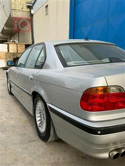 بي ام دبليو الفئة 7